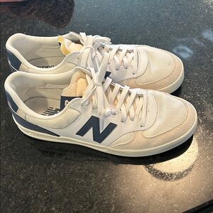 New Balance Men's White and Navy Sneakers
